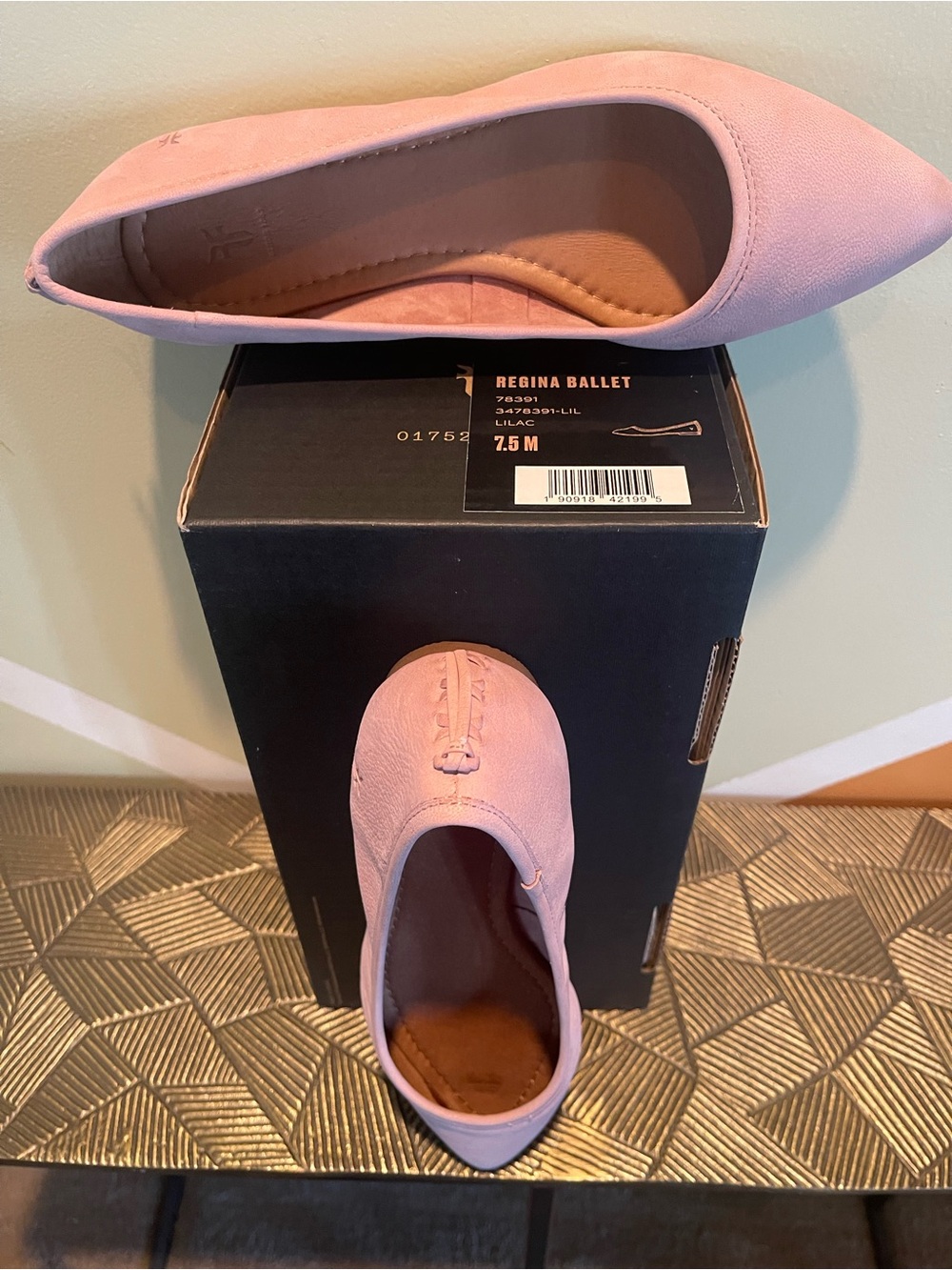 New, Frye Blush Pink Pointed-Toe size 7.5 Leather Flats - Picture 4 of 4